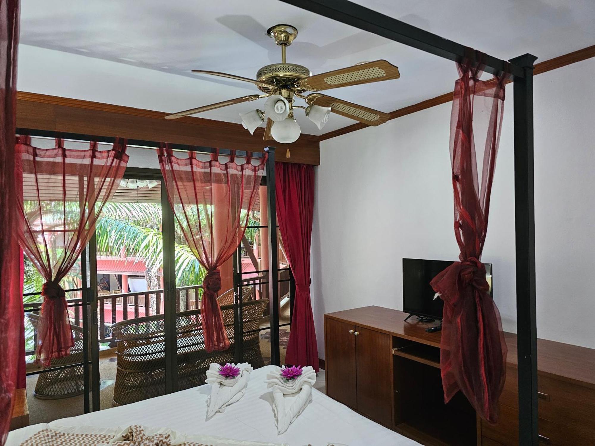 Sai Rougn Apartment Patong Экстерьер фото